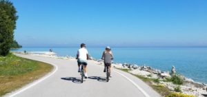 Reisen mit Fahrrad und Zelt